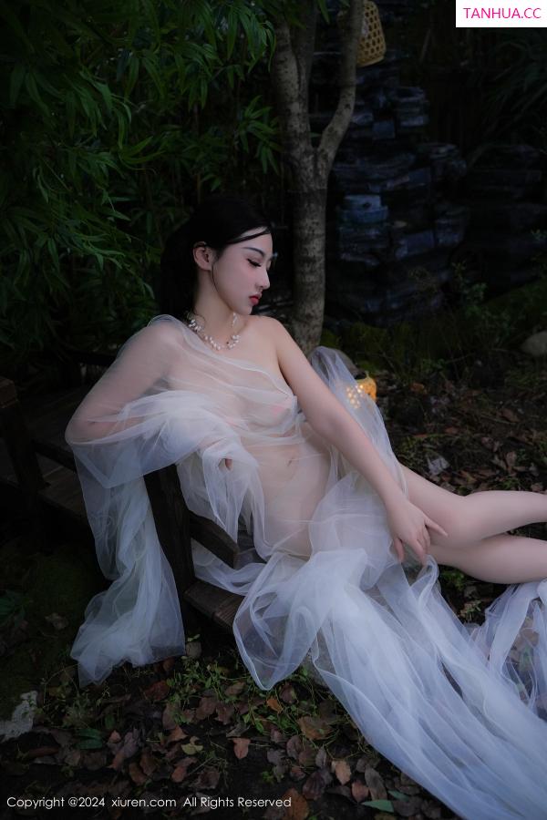   [XiuRen]高清写真图 2024.09.03 No.9105 妙可可Cheese 美腿性感第54张图片